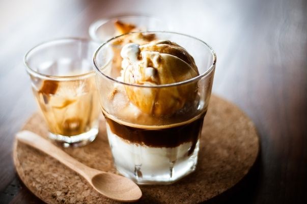 Espresso bazlı kahveler - Affogato