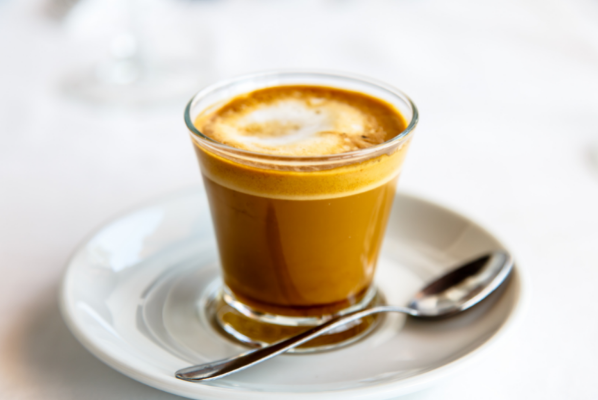 Espresso bazlı kahve tarifleri - Cortado